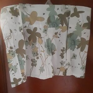 Floral print mini skirt